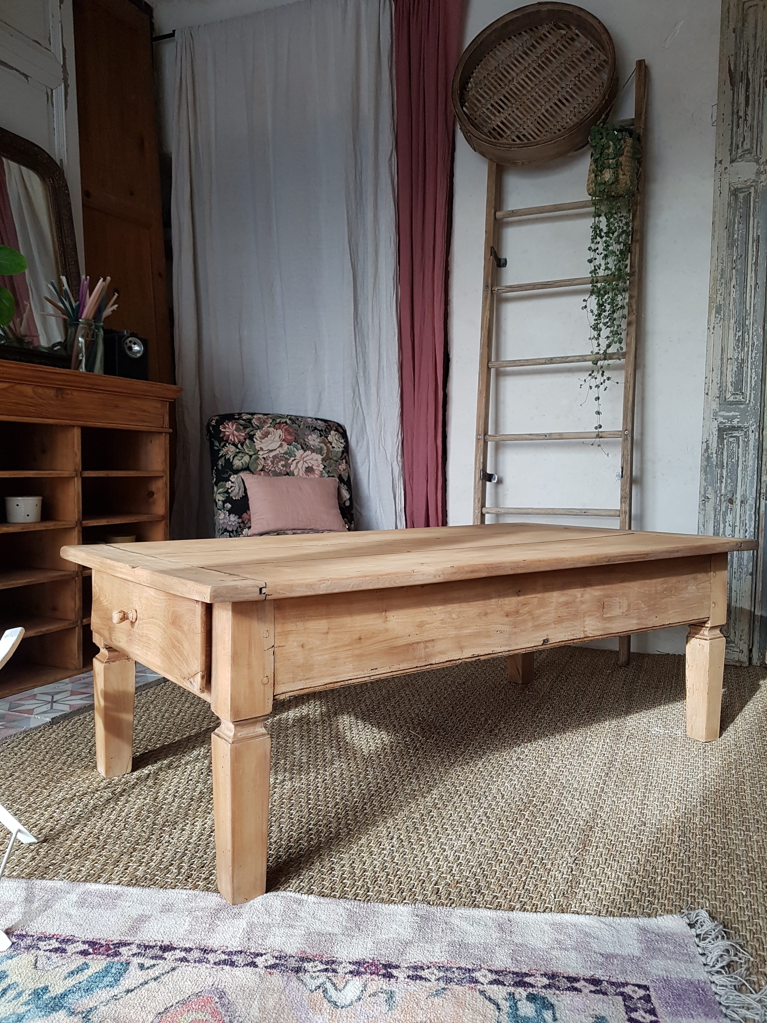 Collections précédentes: Inspirations passées pour vos futurs projets 55 Iris Table basse