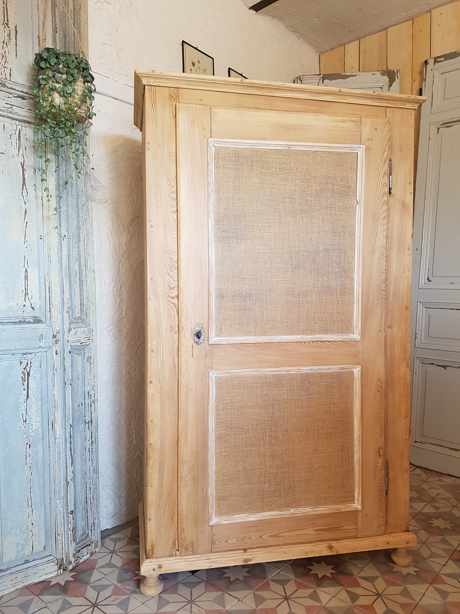 Collections précédentes: Inspirations passées pour vos futurs projets 83 armoire anglaise
