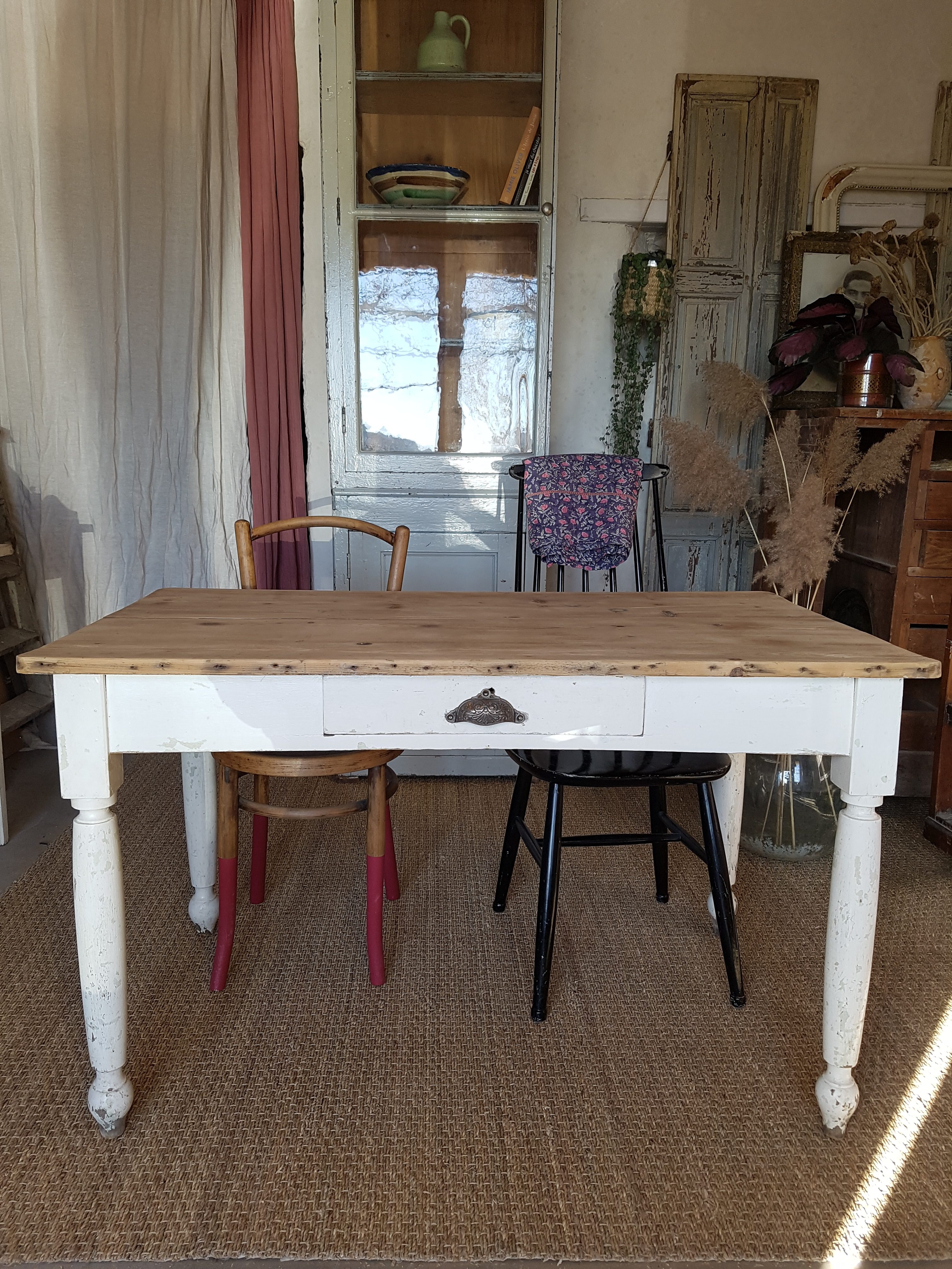 Collections précédentes: Inspirations passées pour vos futurs projets 96 Jasmin Table de ferme