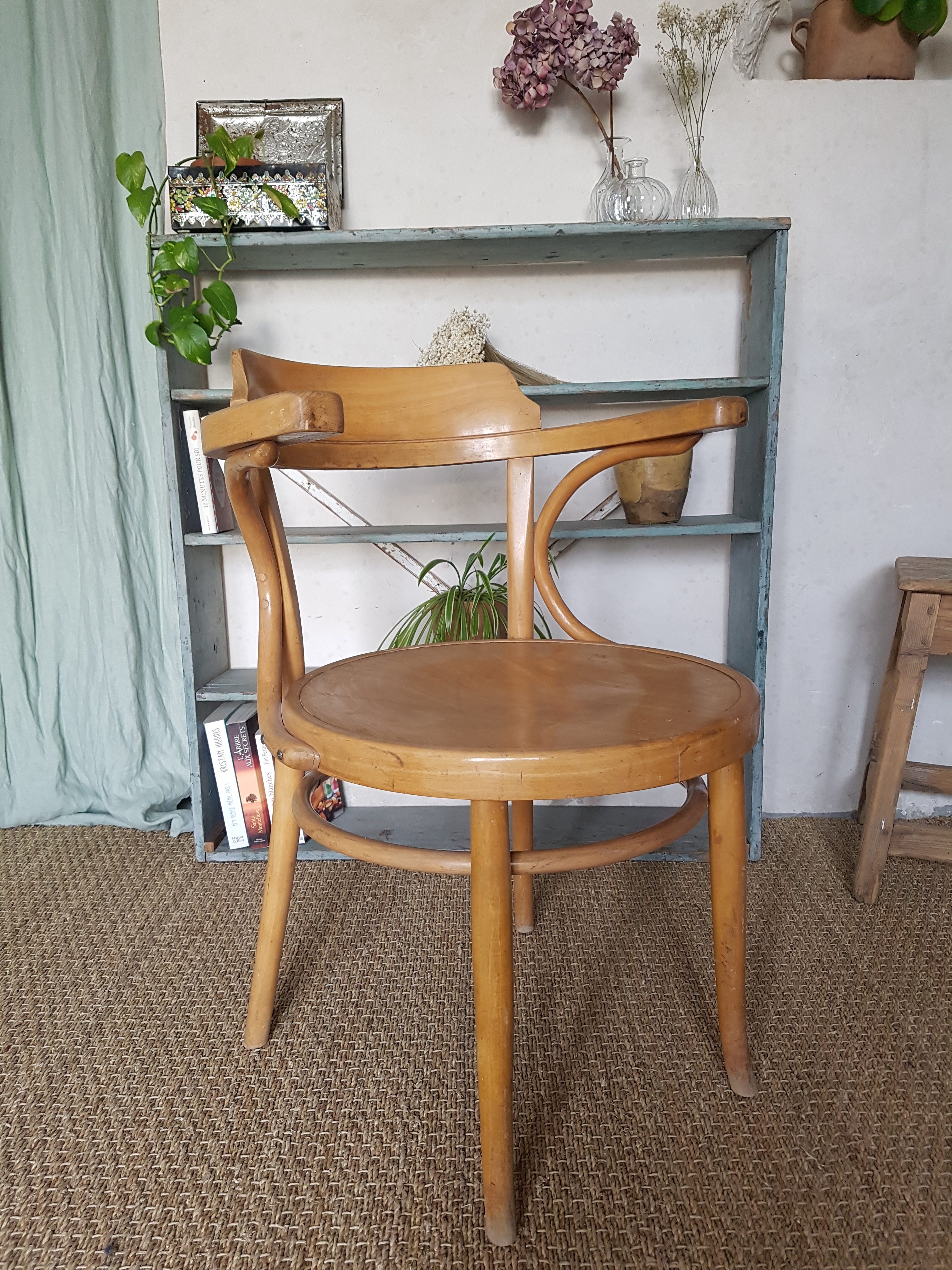 Collections précédentes: Inspirations passées pour vos futurs projets 52 Fauteuil Thonet bois courbé