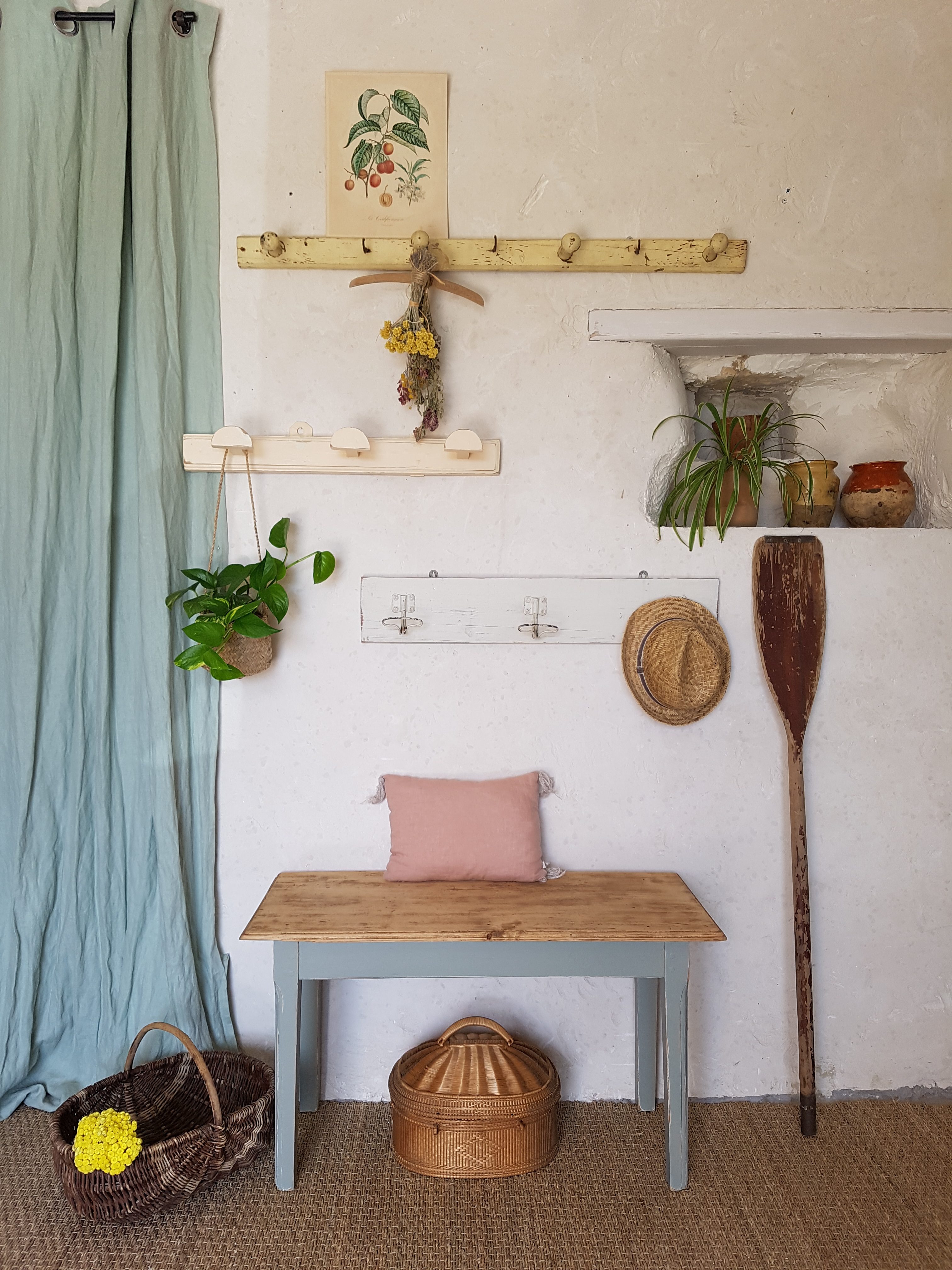 Collections précédentes: Inspirations passées pour vos futurs projets 28 Grande patère en bois à la patine jaune