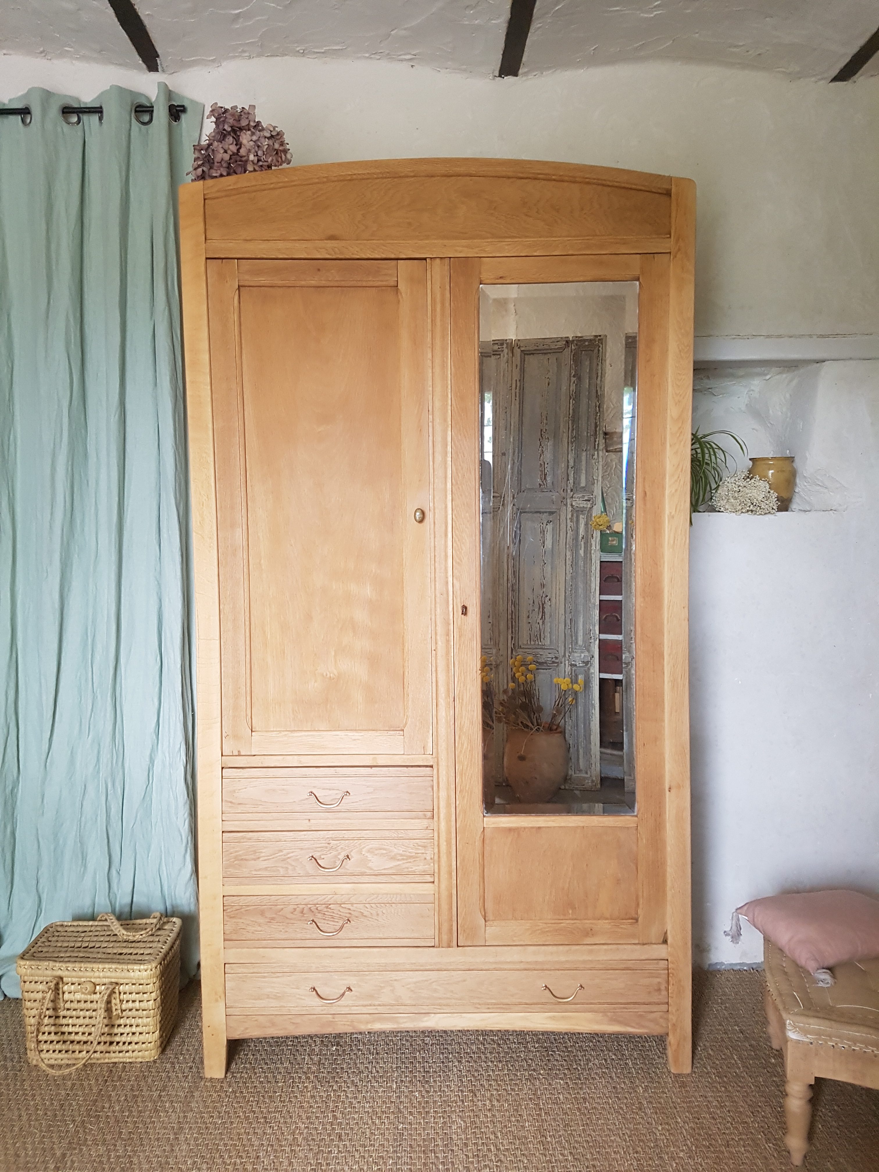 Collections précédentes: Inspirations passées pour vos futurs projets 9 Lys Armoire parisienne avec miroir