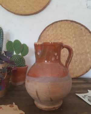 Ancien pichet provençal avec collerette MM