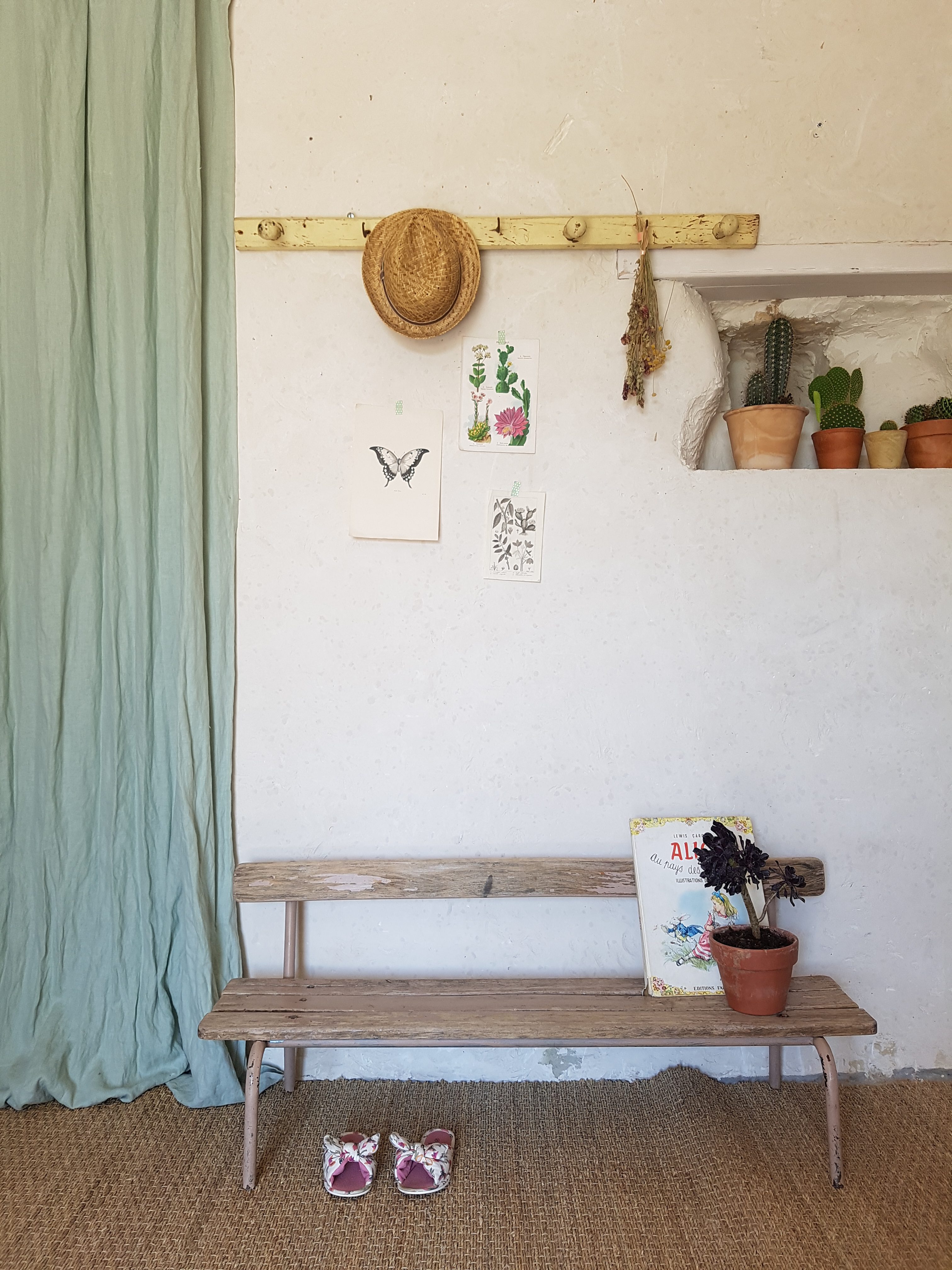 Collections précédentes: Inspirations passées pour vos futurs projets 46 Sesame Banc d'école vintage bois et métal enfant