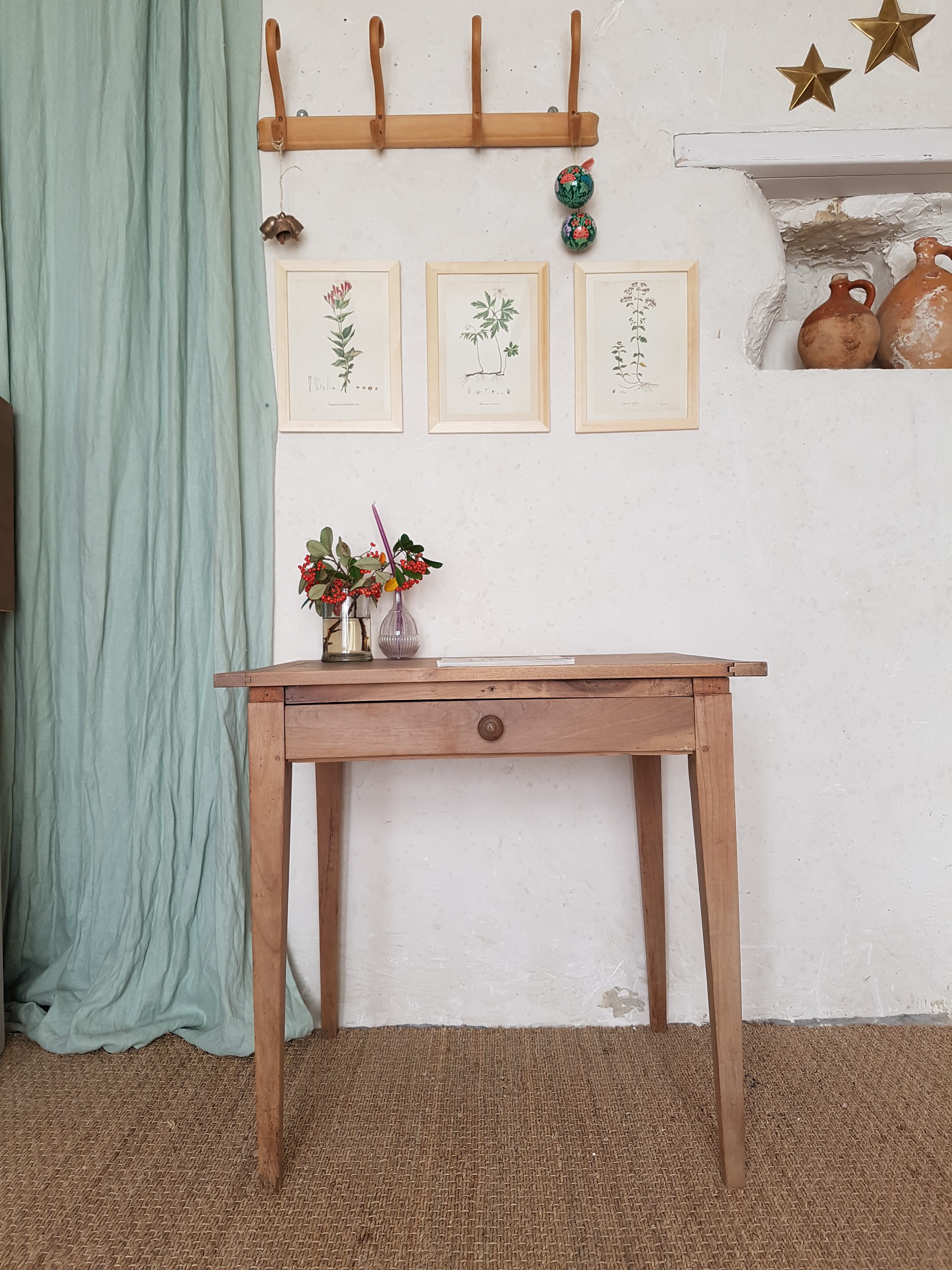 Collections précédentes: Inspirations passées pour vos futurs projets 111 Petit bureau enfant en bois brut