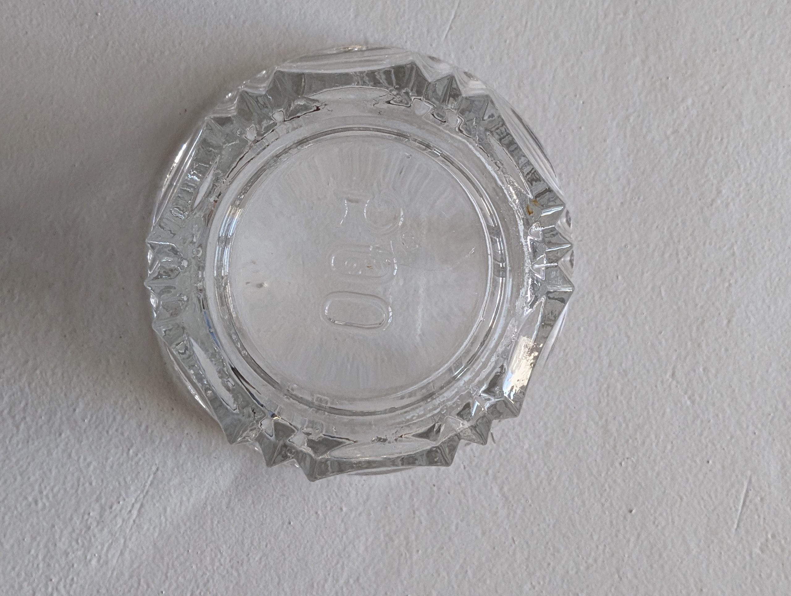 Ancien pot en confiture en verre grand modèle 8 Ancien pot en confiture en verre grand modèle
