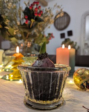 Ancien pot de confiture en verre motif strié