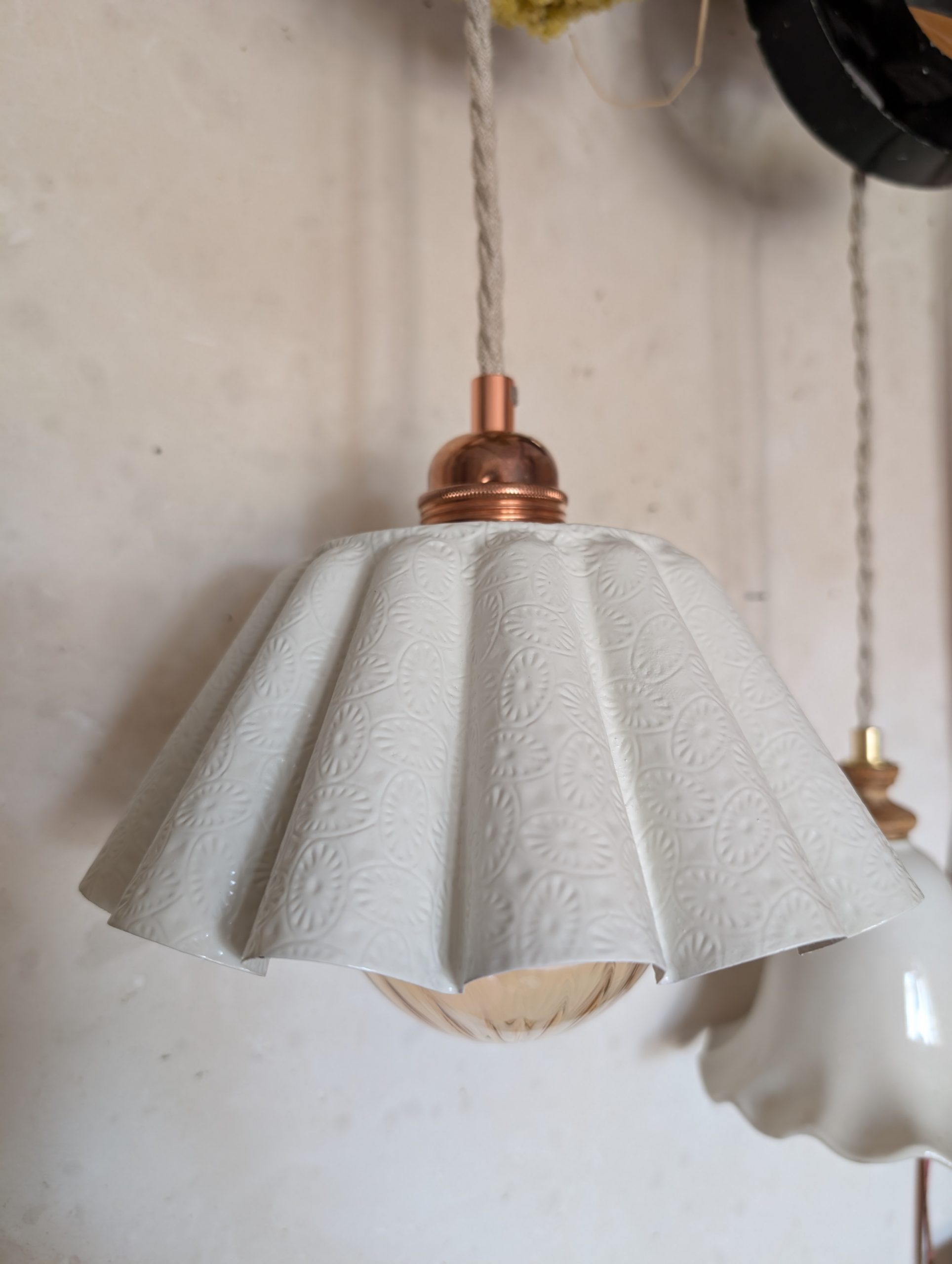 Suspension moule ancien 5 Suspension moule ancien