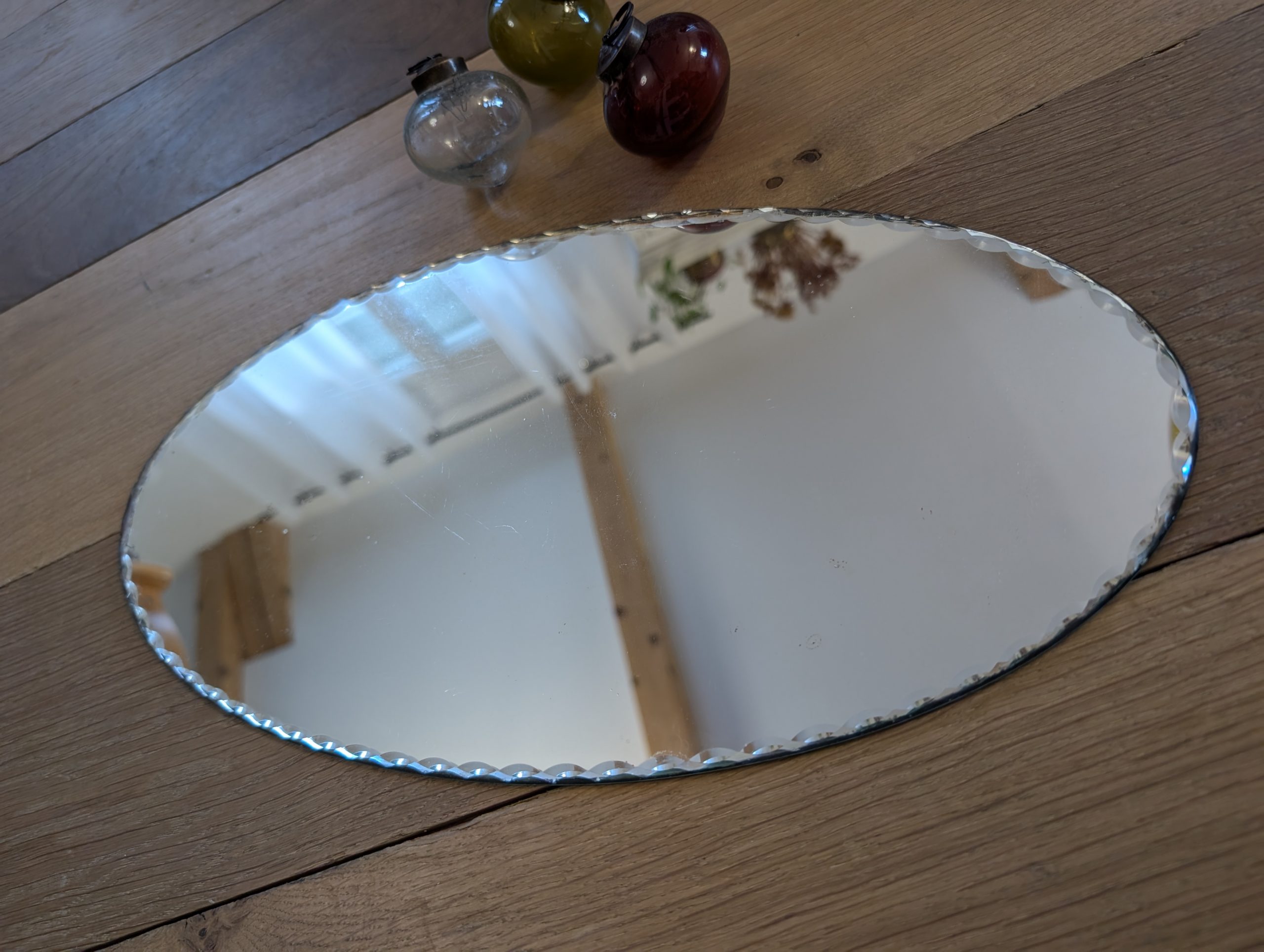 Anciens miroirs ciselés 16 Anciens miroirs ciselés