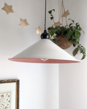Grand luminaire en métal vintage bicolore