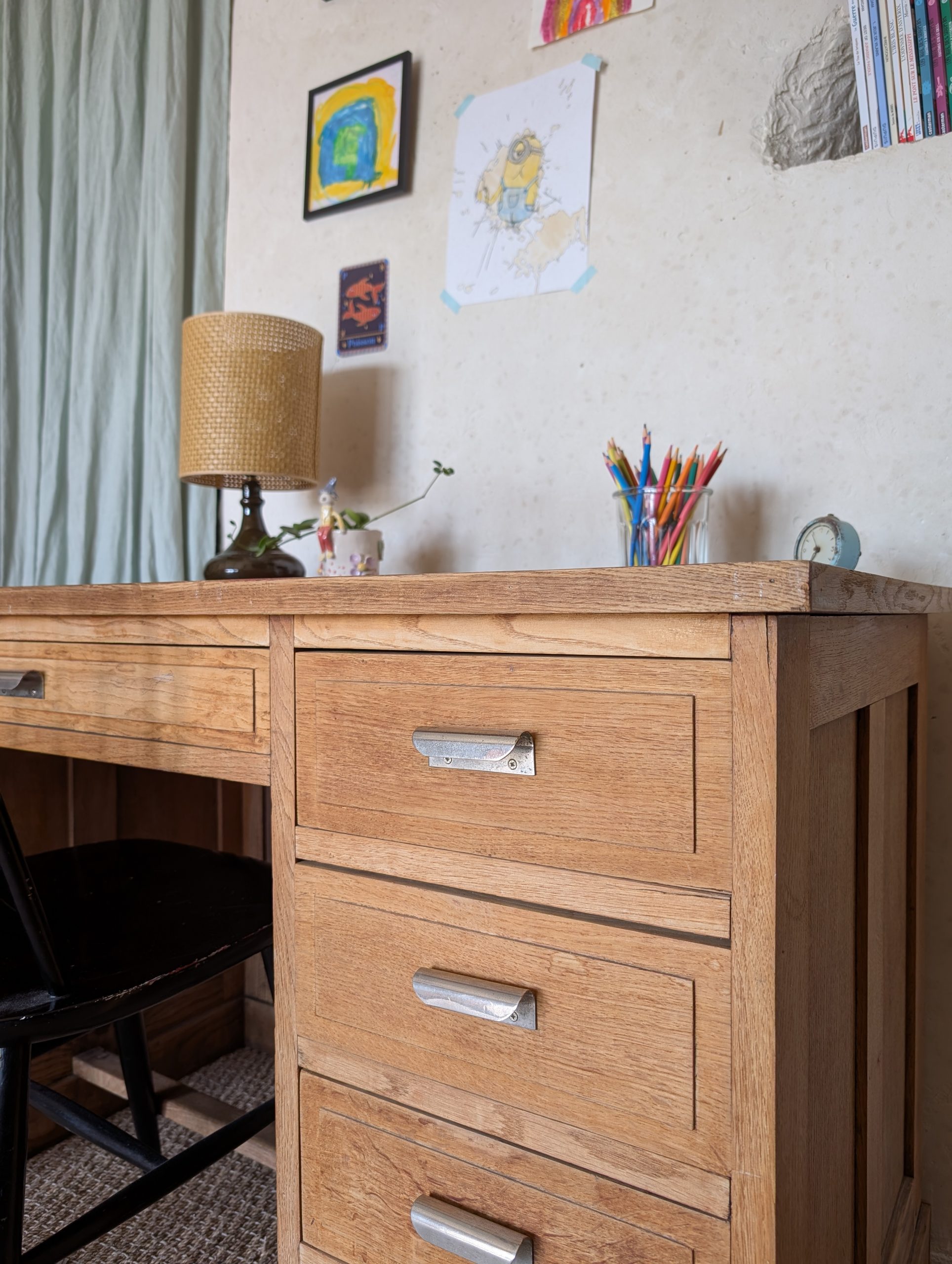 Ancien bureau d'enfant en chêne 7 Ancien bureau d'enfant en chêne